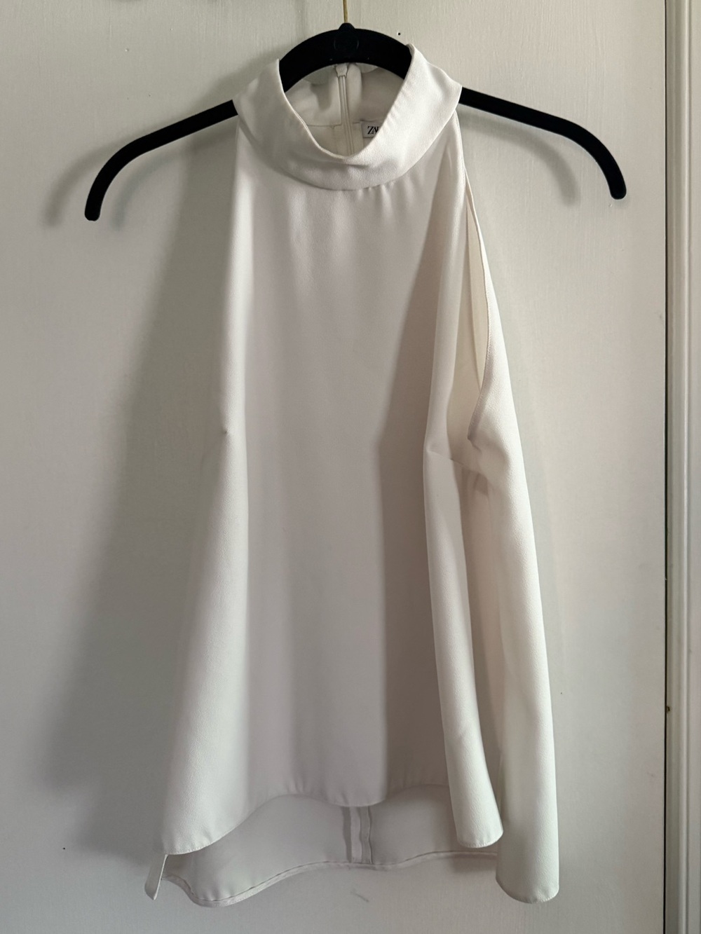 Zara Cream High-Neck Sleeveless Camisole Size S